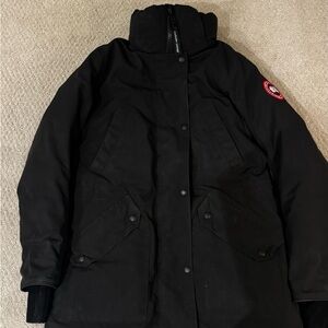 Canada Goose Black Women's Insulated Puffer Parka